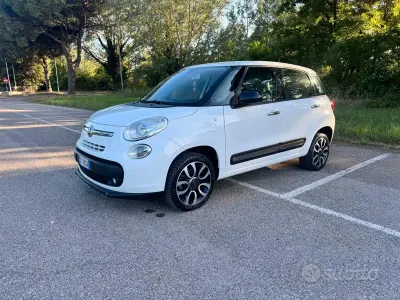 Gebraucht Fiat 500L Lounge 80 PS (58 kW) 2014 Weiß Van / Kleinbus