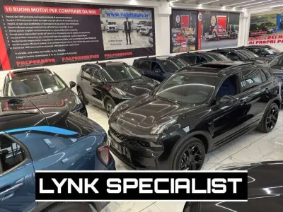 Usata Lynk & Co 01