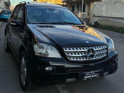 Usata Mercedes ML320 224 CV (164 kW) 2008 Nero SUV