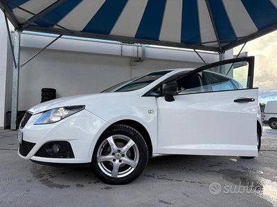 Usata Seat Ibiza Reference 75 CV (55 kW) 2012 Bianco Berlina