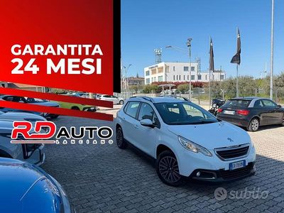 Usata Peugeot 2008 Access 82 CV (60 kW) 2013 Bianco SUV
