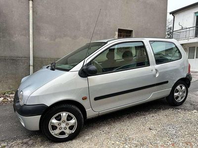 Usata Renault Twingo 58 CV (42 kW) 1999 Grigio Utilitaria