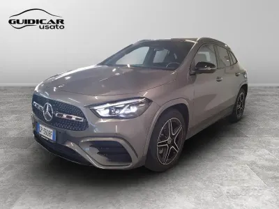 Usata Mercedes GLA200 Advanced Plus 150 CV (110 kW) 2023 Grigio SUV