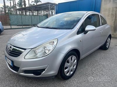Occasion Opel Corsa 80 ch (58 kW) 2009 Gris Citadine