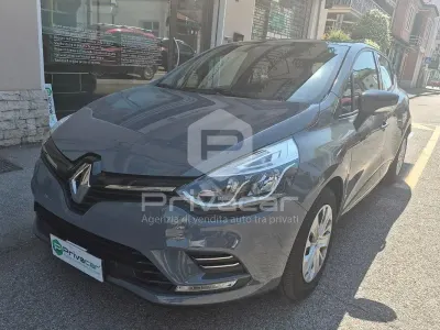 Usata Renault Clio IV Life 89 CV (65 kW) 2019 Grigio Berlina