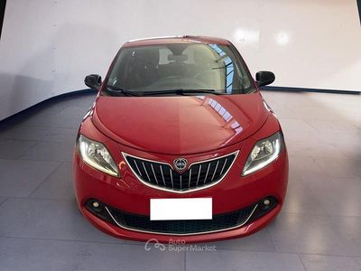 Usata Lancia Ypsilon Gold 69 CV (50 kW) 2022 Rosso Utilitaria