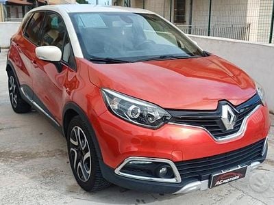 Usata Renault Captur 90 CV (66 kW) 2015 Rosso SUV