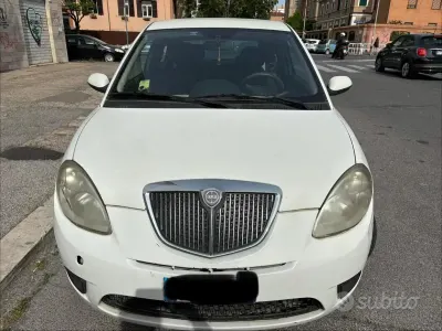 Usata Lancia Ypsilon 77 CV (56 kW) 2009 Bianco Utilitaria
