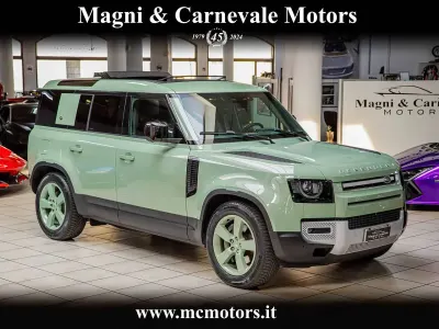 Usata Land Rover Defender 75th Limited Edition 300 CV (220 kW) 2023 Grasmere green SUV