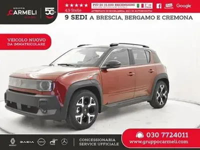 Nuova Renault R4 Komfort 110 kW (150 CV) 2025 Rosso SUV