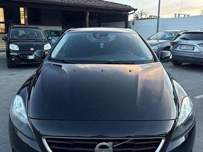 Occasion Volvo V40 115 ch (84 kW) 2015 Noir Berline