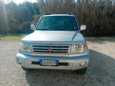 Usata Mitsubishi Pajero 114 CV (83 kW) 2004 Argento SUV