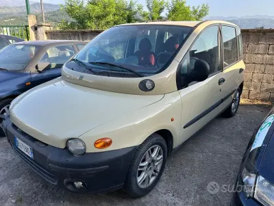 Usata Fiat Multipla Dynamic 110 CV (80 kW) 2004 Beige Monovolume