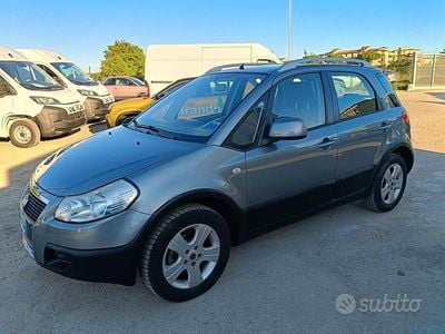 Gebraucht Fiat Sedici 120 PS (88 kW) 2009 Grau SUV