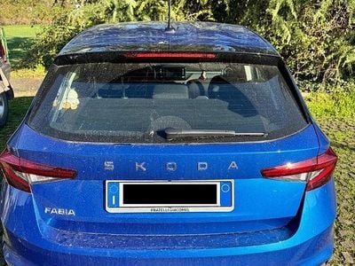 Usata Skoda Fabia 95 CV (69 kW) 2025 Blu Utilitaria