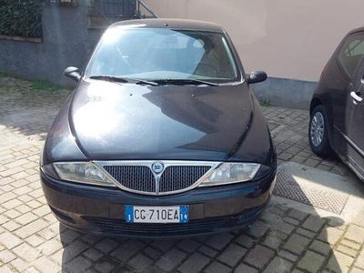 usata Lancia Ypsilon 1.2i benzina