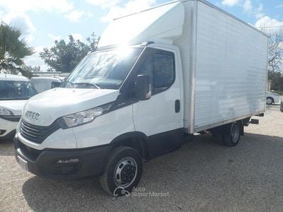 Usata Iveco Daily 150 CV (110 kW) 2019 Bianco Utilitaria