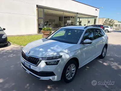 Usata Skoda Kamiq Ambition 95 CV (69 kW) 2023 Bianco SUV