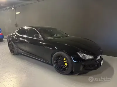 Usata Maserati Ghibli 350 CV (257 kW) 2020 Nero Berlina