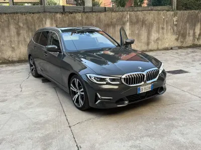Usata BMW 330 Luxury Line 265 CV (194 kW) 2020 Station wagon