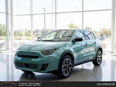 Nuova Fiat 600 La Prima 136 CV (100 kW) 2025 Blu/azzurro SUV