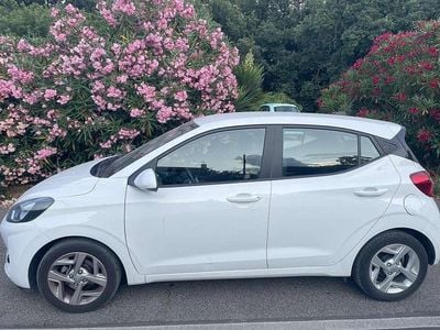 Usata Hyundai i10 67 CV (49 kW) 2021 Bianco Utilitaria