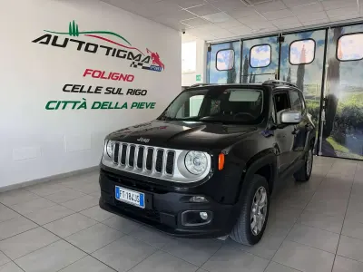 Usata Jeep Renegade Limited 140 CV (102 kW) 2016 Nero SUV