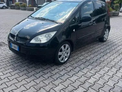 Occasion Mitsubishi Colt 75 ch (55 kW) 2007 Berline