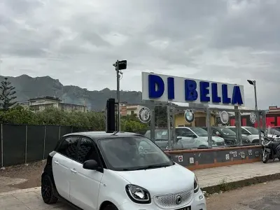 Occasion Smart ForFour 90 ch (66 kW) 2020 Noir Citadine