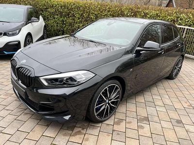Usata BMW 120 M Sport 178 CV (130 kW) 2022 Nero Utilitaria