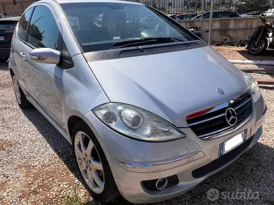 Usata Mercedes A180 Avantgarde 109 CV (80 kW) 2005 Coupé