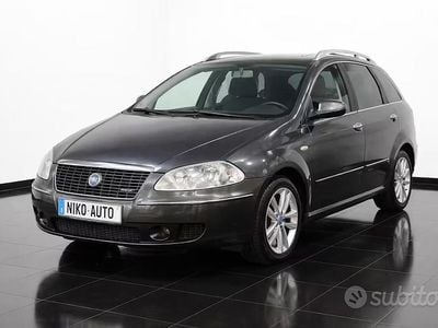 Usata Fiat Croma 150 CV (110 kW) 2008 Grigio Station wagon