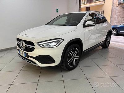 Usata Mercedes GLA200 202 CV (148 kW) 2023 Bianco SUV