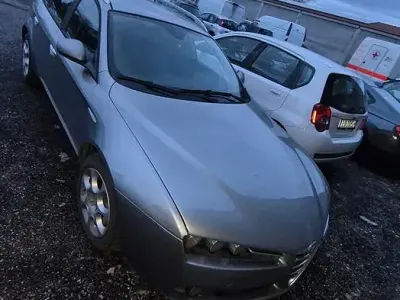 Usado Alfa Romeo 159 Progression 150 CV (110 kW) 2009 Gris Familiar