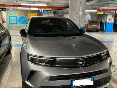 Usata Opel Mokka Ultimate 131 CV (96 kW) 2022 Grigio SUV