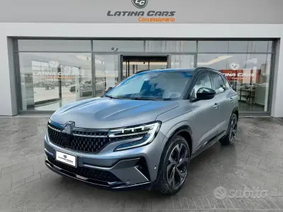 Usata Renault Austral Techno 131 CV (96 kW) 2025 Grigio SUV