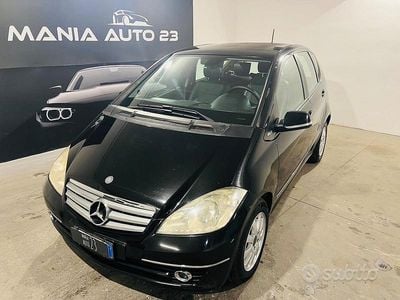 Usata Mercedes A180 109 CV (80 kW) 2010 Nero Berlina