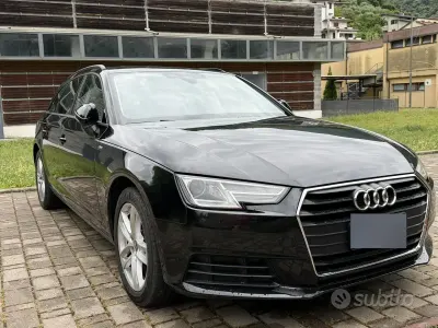 Usata Audi A4 150 CV (110 kW) 2016 Nero Station wagon