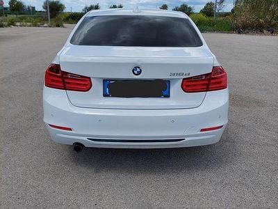 Usata BMW 316 Sport Line 116 CV (85 kW) 2013 Bianco Berlina