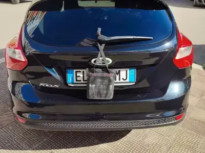 Usata Ford Focus 115 CV (84 kW) 2012 Nero Berlina