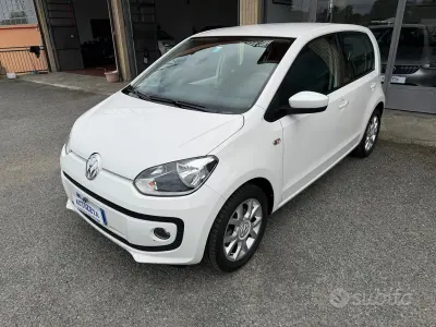 Usata VW up! Move 60 CV (44 kW) 2016 Bianco Utilitaria