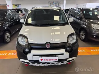 Usata Fiat Panda Cross 70 CV (51 kW) 2025 Bianco Utilitaria