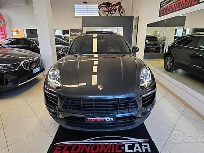 Usata Porsche Macan 250 CV (183 kW) 2017 Grigio SUV