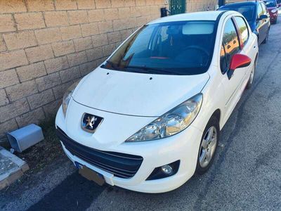 usata Peugeot 207 5p 1.4 hdi Energie Sport