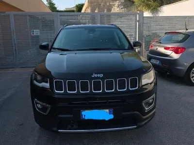 Usata Jeep Compass 120 CV (88 kW) 2019 Nero SUV
