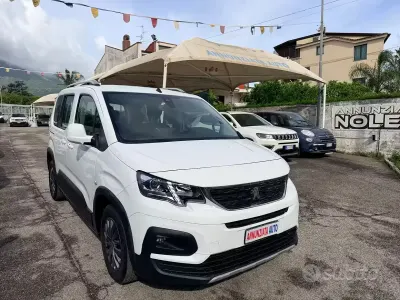 Gebraucht Peugeot Rifter S 102 PS (75 kW) 2021 Weiß Van / Kleinbus