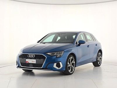Begagnad Audi A3 Advanced 116 HK (85 kW) 2022 Blå Sedan