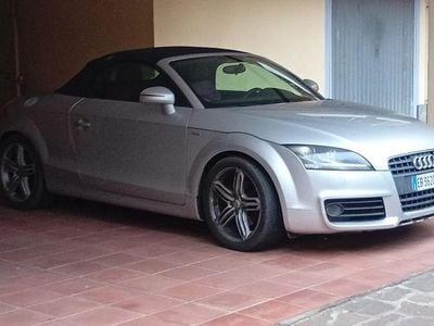Usata Audi TT Roadster S-Line 211 CV (155 kW) 2010 Grigio Cabrio