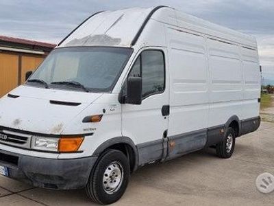 usata Iveco Daily maxi 2.3 diesel