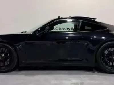 Nuova Porsche 911 541 CV (397 kW) 2026 Intenso Coupé
